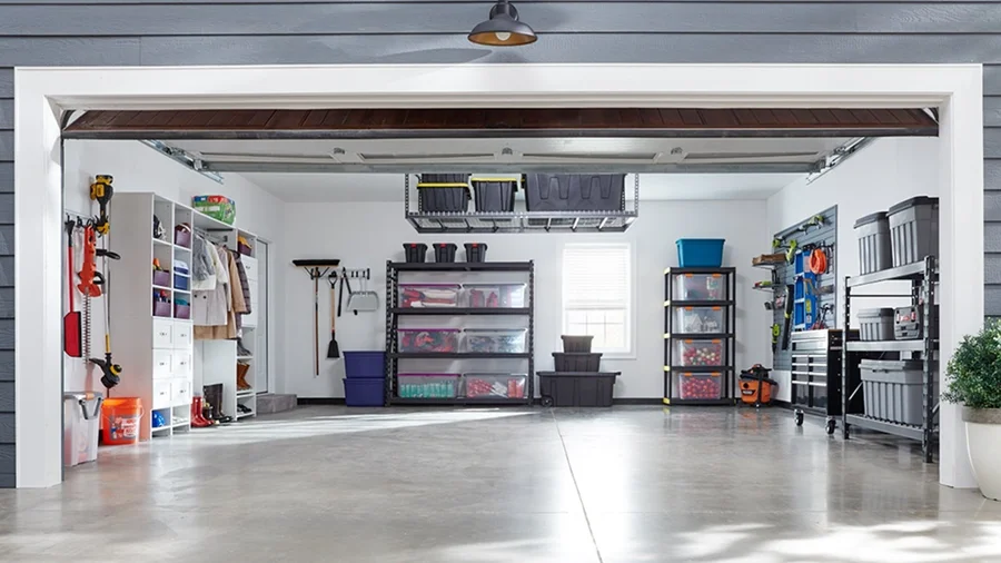 Garage & Workshop