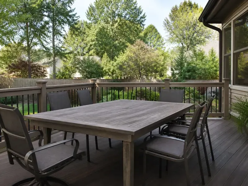 Outdoor Dining Set (table + chairs) in North Carolina